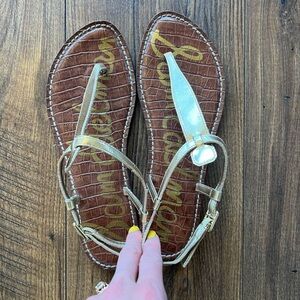 Sam Edelman Gold Leather Gigi Thong Sandals Size 8